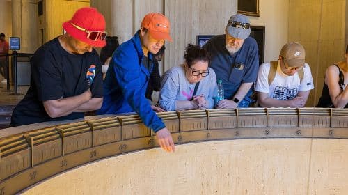 Griffith Observatory Tour and Planetarium Ticket-Assistance Day Tours