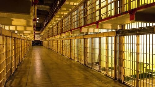 San Francisco: Inside Alcatraz Night Tour + 1-Hour Cruise
