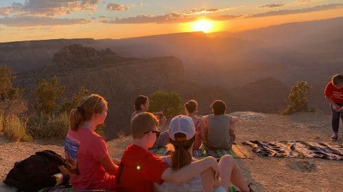 Grand Canyon National Park: Tour guidato al tramonto in Hummer
