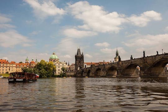 Praga: Stare Miasto, rejs po rzece i zwiedzanie Zamku na Hradczanach z lunchem