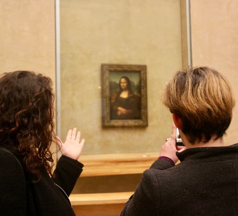 Paris: 2-Hour Guided Tour Through the Louvre