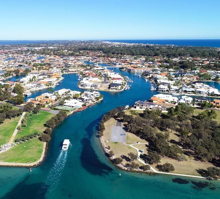 Mandurah: Dolphin and Views Cruise