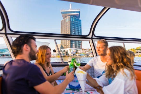 Rejs z pizzą w Amsterdamie z napojami