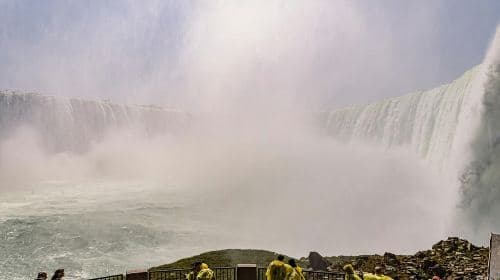 Niagara Falls: Early Access Boat & Journey Behind the Falls Day Tours