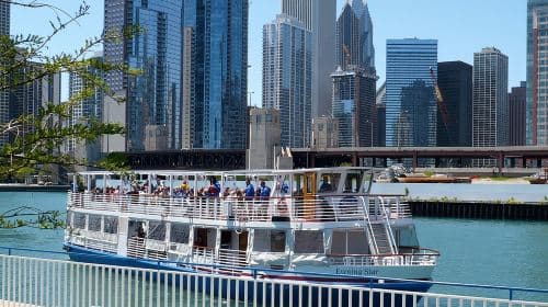 Chicago City Tour with Architecture River Cruise Option Day Tours