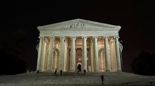Tour privato notturno di Washington DC | DC After Dark Day Tours