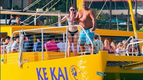 Tour in barca di 1 ora a Diamond Head e Waikiki Beach