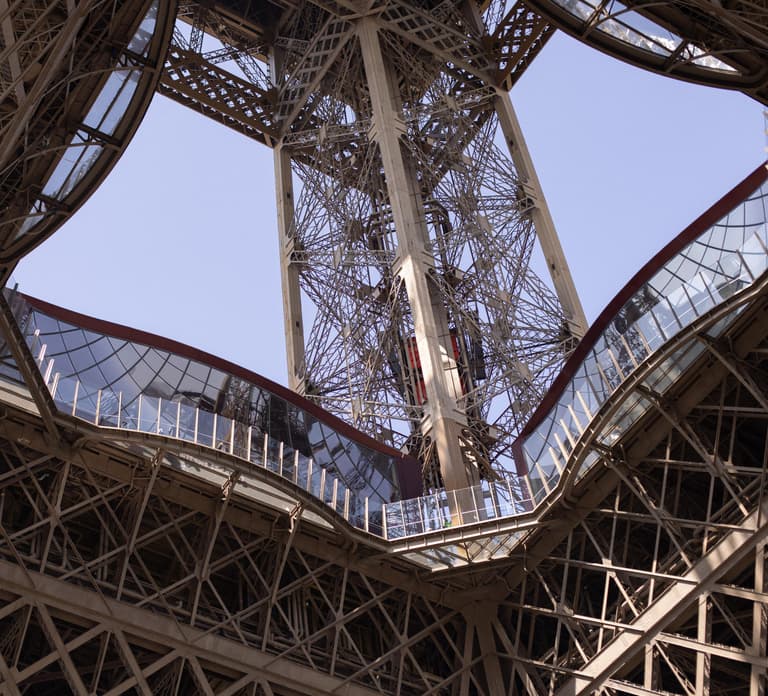 Paris: Eiffel Tower's Madame Brasserie 3-course lunch 12:00