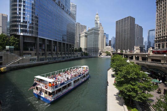 Architecture cruise on the Chicago River from Michigan Ave