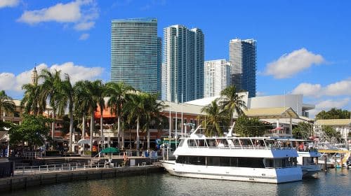 Stadstour van een halve dag door Miami per bus met Sightseeing Cruise