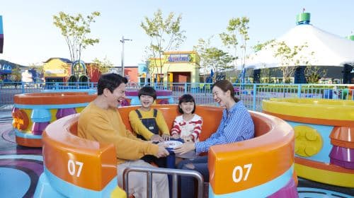 Legoland Admission Ticket with Round-trip Transfer from Seoul Day Tours