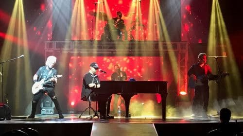 Las Vegas: Piano Man by Kyle Martin Live Show Tickets Day Tours