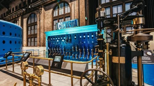 Niagara Parks: Falls Tunnel Experience & Power Station Entry Day Tours