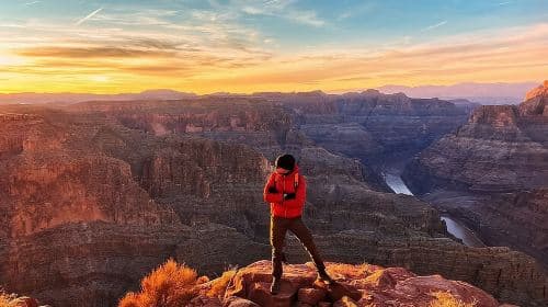 Wycieczka autokarowa do Grand Canyon West z zaporą Hoover Dam i opcjonalnym Skywalk