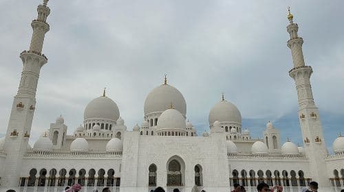 Private Abu Dhabi City Tour with Grand Mosque and Palace Visit Day Tours