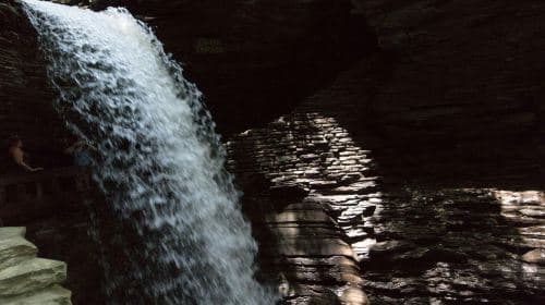 Excursión de dos días a las Cataratas del Niágara y compras en outlets desde NYC