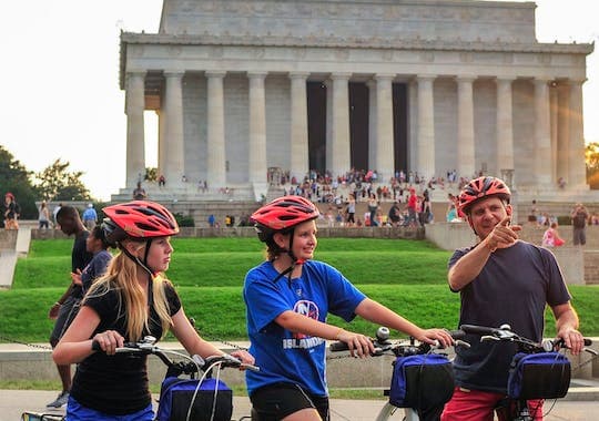 Washington, DC Monuments and Memorials Bike Tour