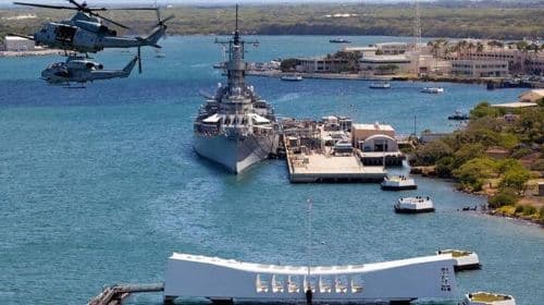 Honolulu: Pearl Harbor, USS Arizona and Battleship Missouri Day Tours