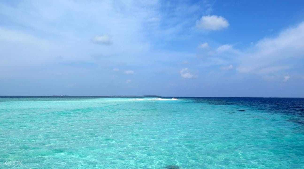 Sandbank, Snorkeling, and Sunset Cruise Experience in Hulhumale