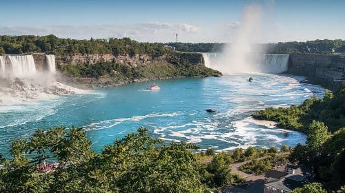 Niagara Falls and Niagara-on-the-Lake Day Tour from Toronto Day Tours