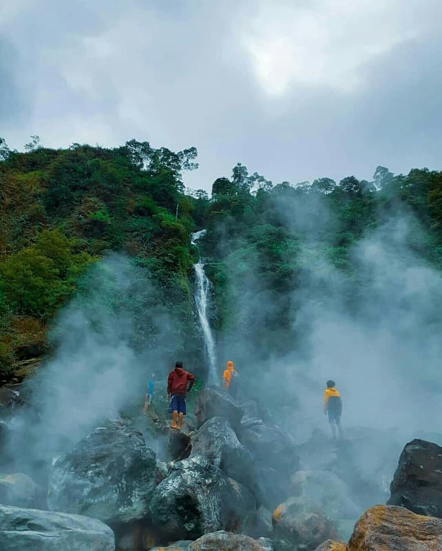 Trekking Curug Cikawah By Campa