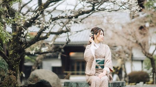 Tóquio, Japão Liliya Kimono Rental Sensō-ji Experiência de Quimono Fotografia de Viagem Reserva Fotógrafo Profissional Acompanhamento Sessão de Fotos Roppongi Skytree