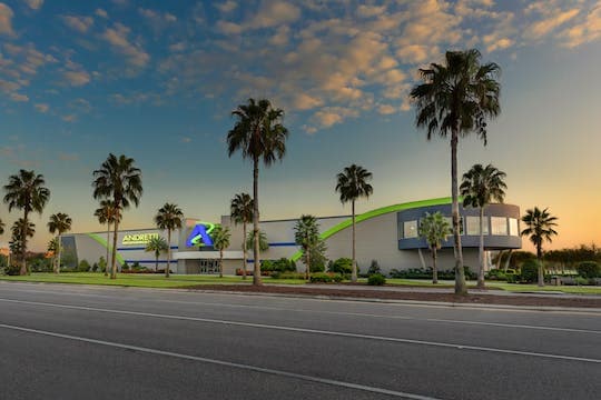 Andretti indoor go-kart, 1 hour game card and 2 activities