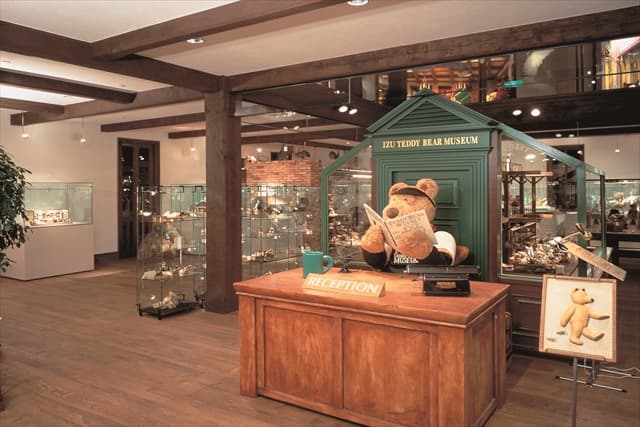 Izu Teddy Bear Museum