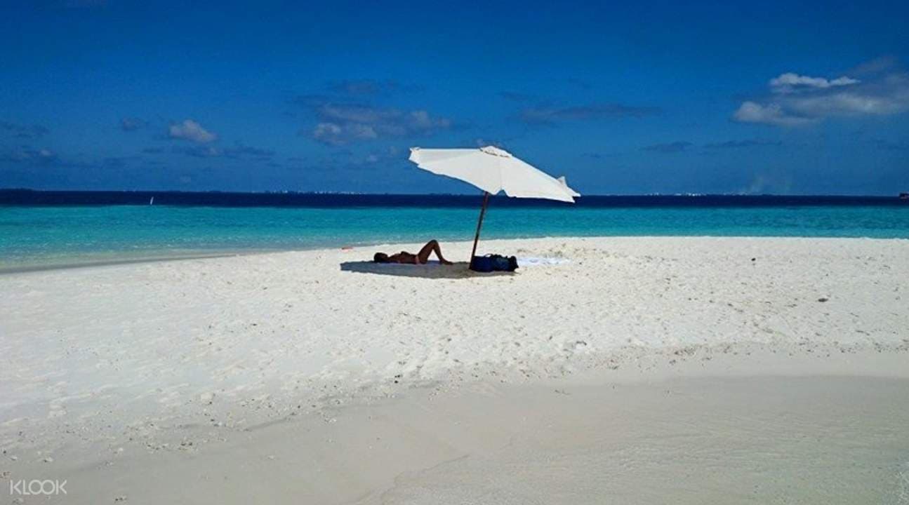 Sandbank, Snorkeling, and Sunset Cruise Experience in Hulhumale