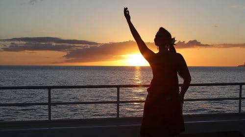 Maui Sunset Dinner Cruise - A Hawaiian Hula Experience Day Tours
