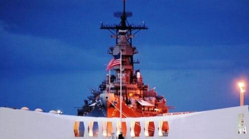 Honolulu: Pearl Harbor, USS Arizona and Battleship Missouri Day Tours