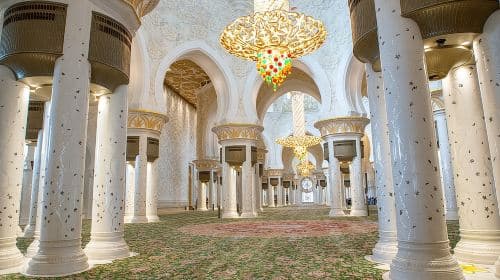 Abu Dhabi City Tour of Grand Mosque, Palace, Louvre, and Ferrari Day Tours