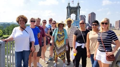 Cincinnati: Highlights and Culinary Delights Morning Tour