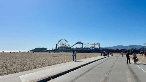 Los Angeles: Beach E-Bike Ride Redondo Beach to Santa Monica