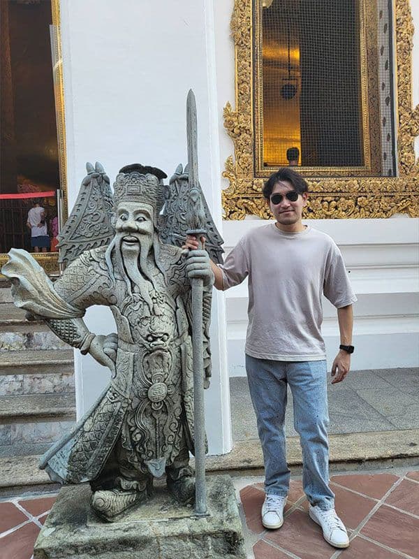 Join Tour Grand Palace & Temples of Bangkok :  Meeting point Tha Chang ferry pier