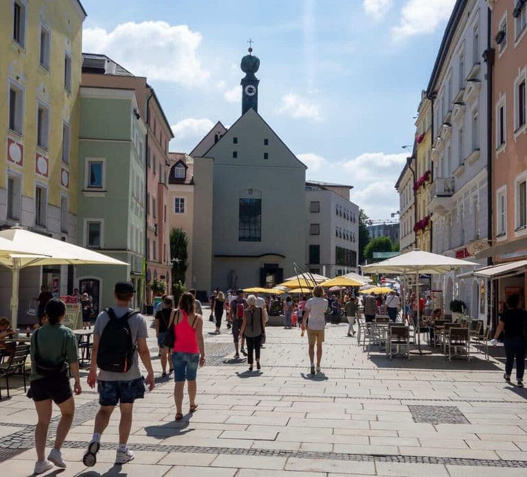 Hello Passau: Private 2-Hour Intro Walk with Local Guide