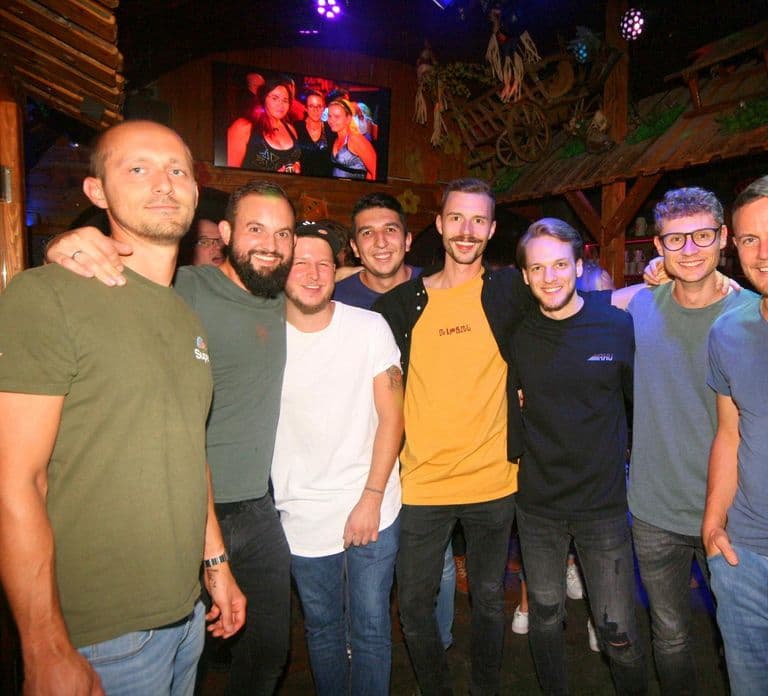 Pubcrawl Augsburg: Tour durch die besten Bars und Clubs der Stadt