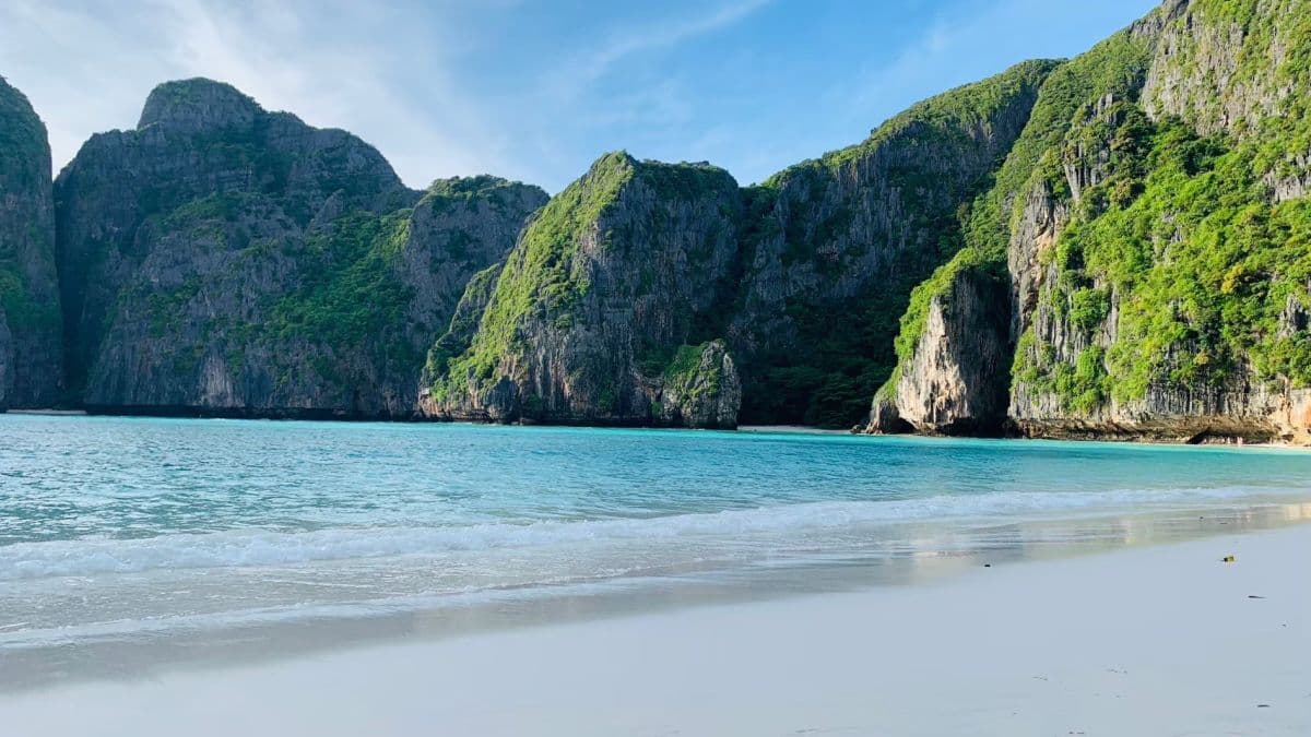 Join Tour Maithon Island, Phi Phi Island, Maya Beach and Khai Island by Speedboat or Speed Catamaran