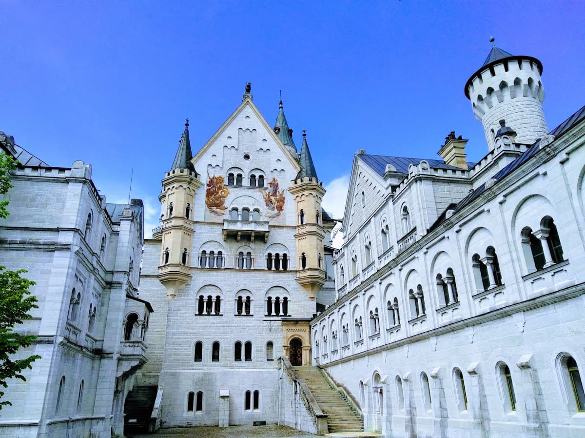 Munich: Neuschwanstein Castle Chinese Day Tour