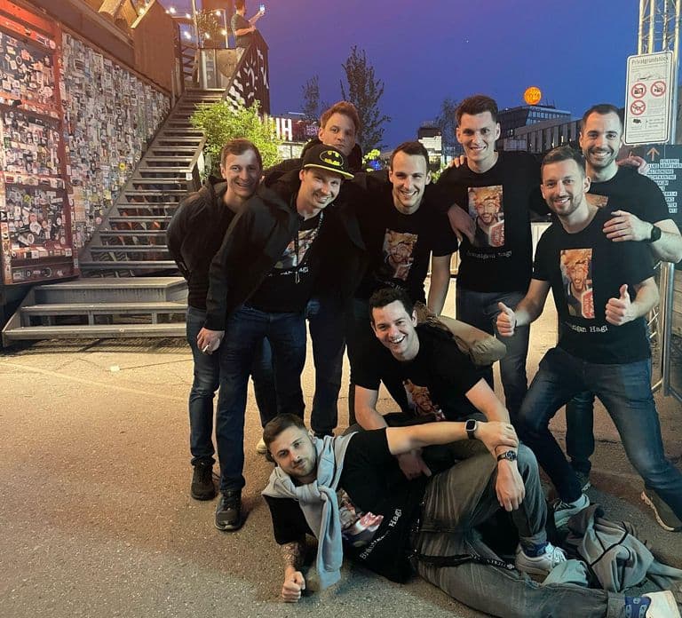 Munich: Night PubCrawl Shots and Party!