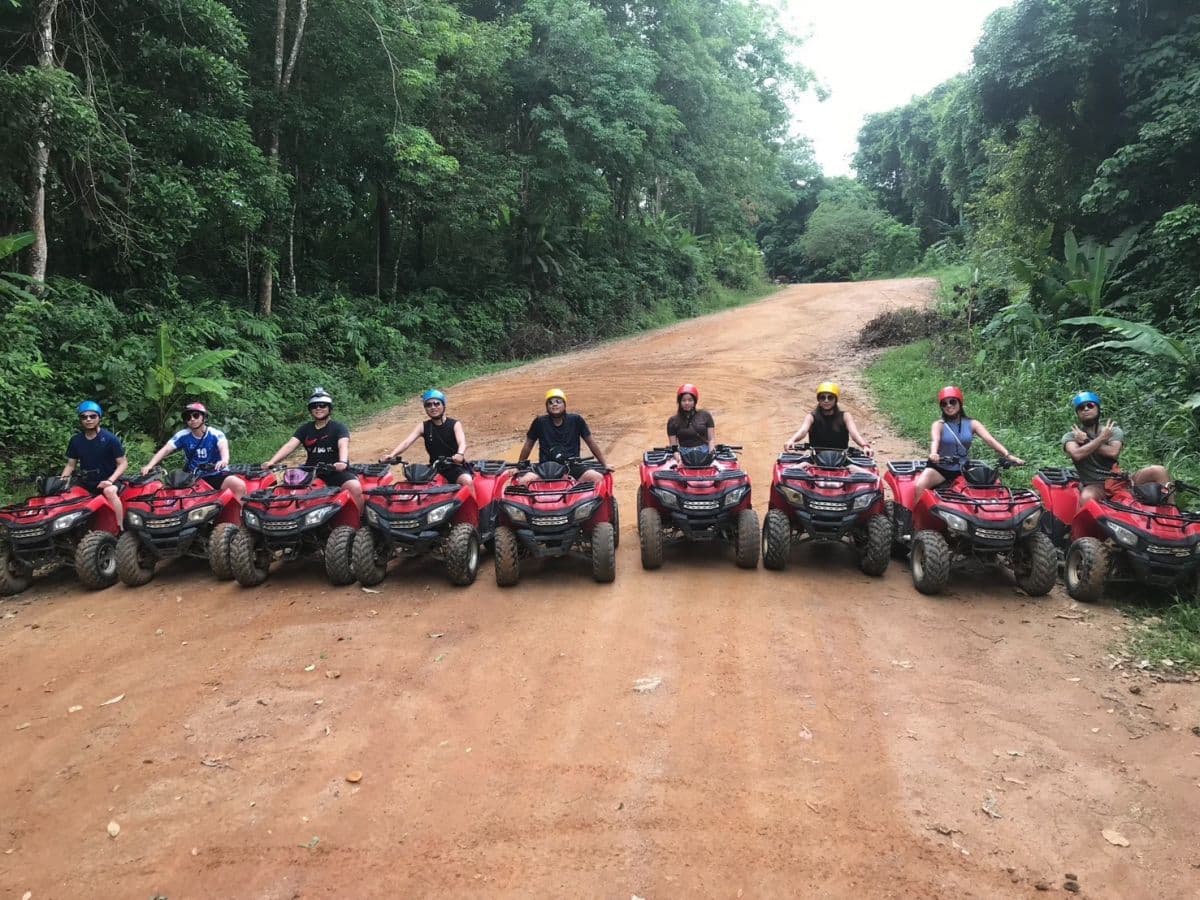Join Tour Phuket City Tour: Big Buddha, Chalong Temple, Promthep Cape e Phuket Old Town