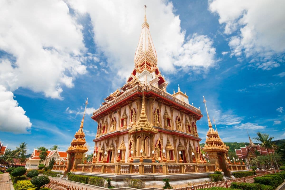 Deelnemen aan Phuket City Tour: Big Buddha, Chalong Temple, Promthep Cape en Phuket Old Town