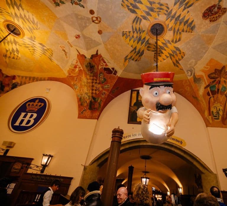 Munich: Old Town Beer and Pub Tour (4 beers)
