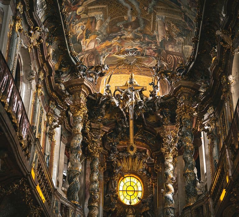 München: Spaanse gitaar & Bach Toccata in de Asamkirche