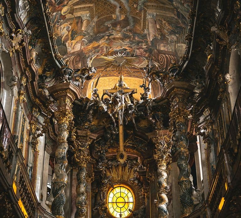 München: Spaanse gitaar & Bach Toccata in de Asamkirche