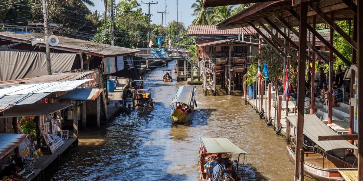 Tour Premium Damnoen Saduak Floating Market Michelin Food One Day Tour