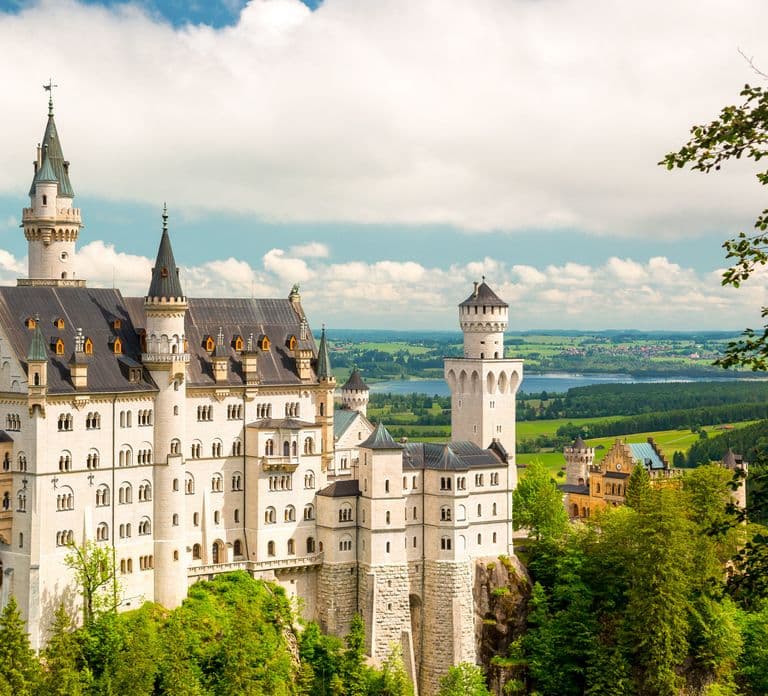 From Munich: Neuschwanstein Castle Full-Day Trip by Van