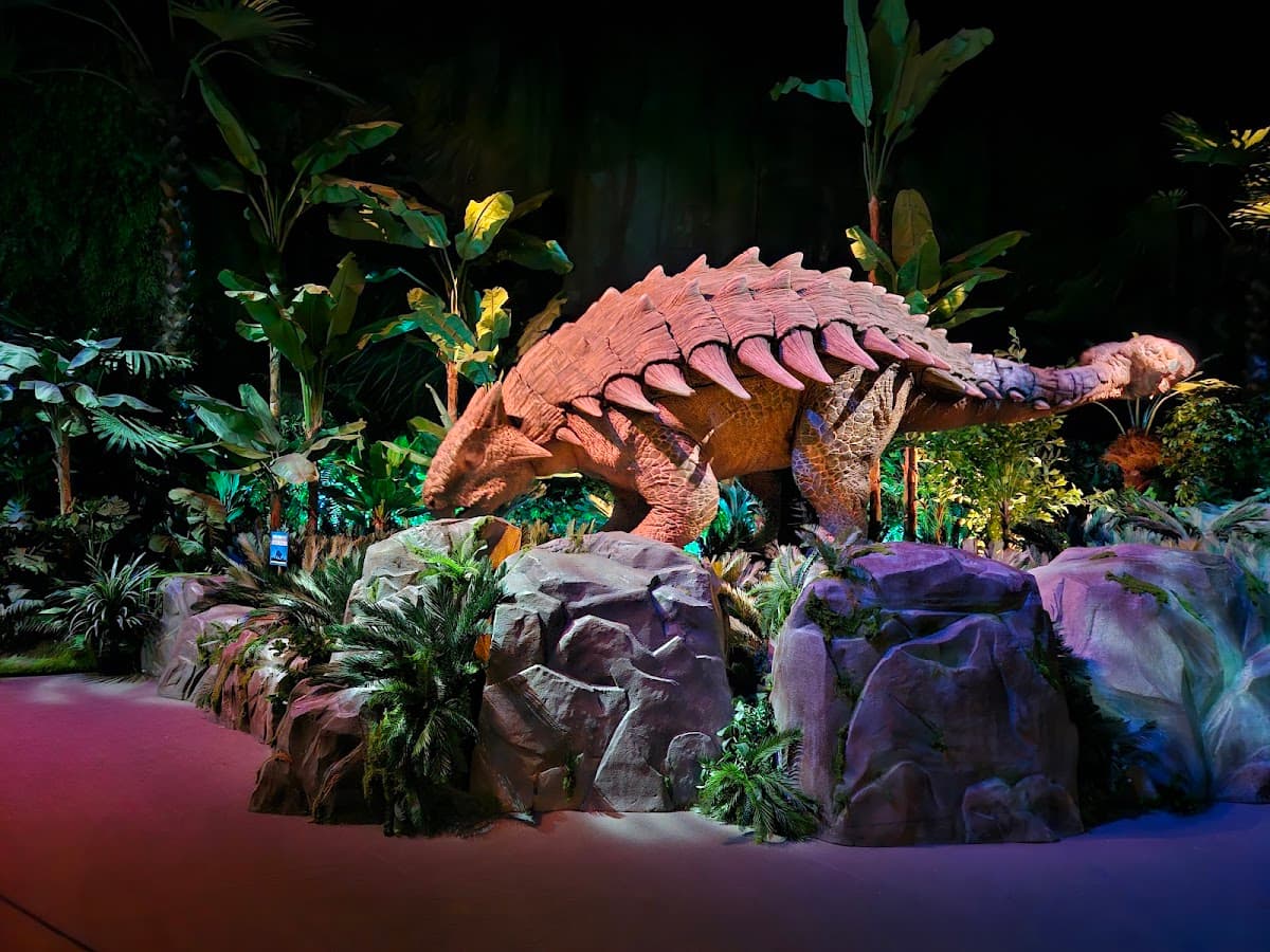 Jurassic World: The Experience
