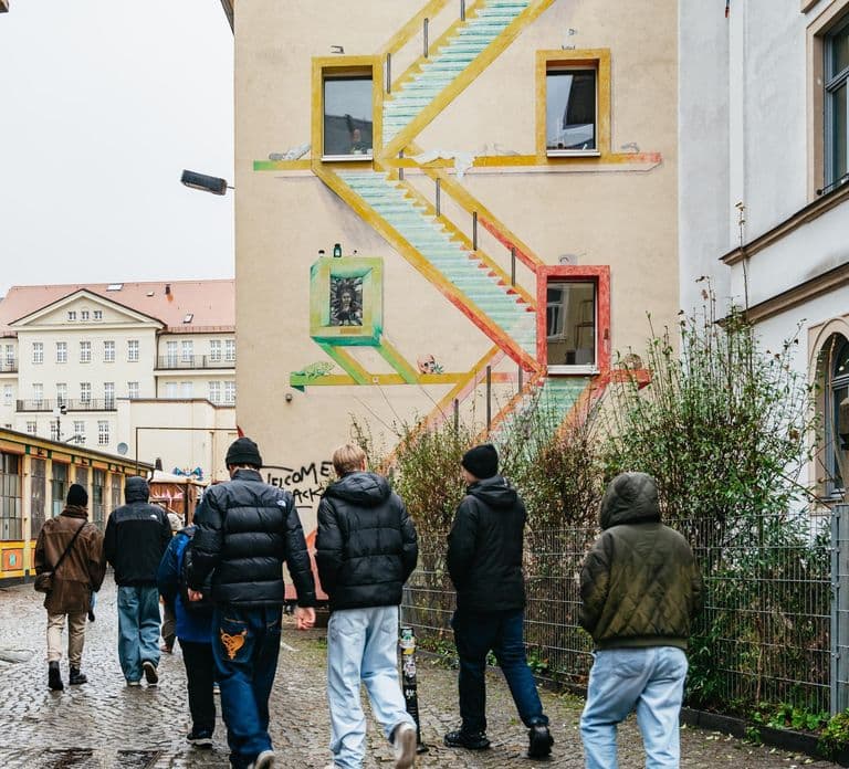 Dresden: Excursão a pé guiada pela arte de rua no distrito de Neustadt