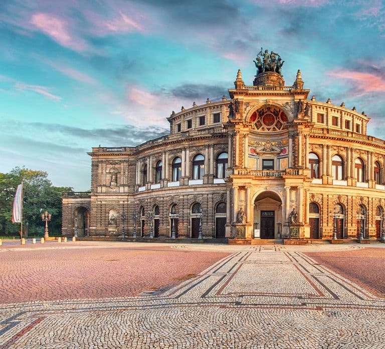 Dresden: Visita Guiada à Semperoper para Famílias